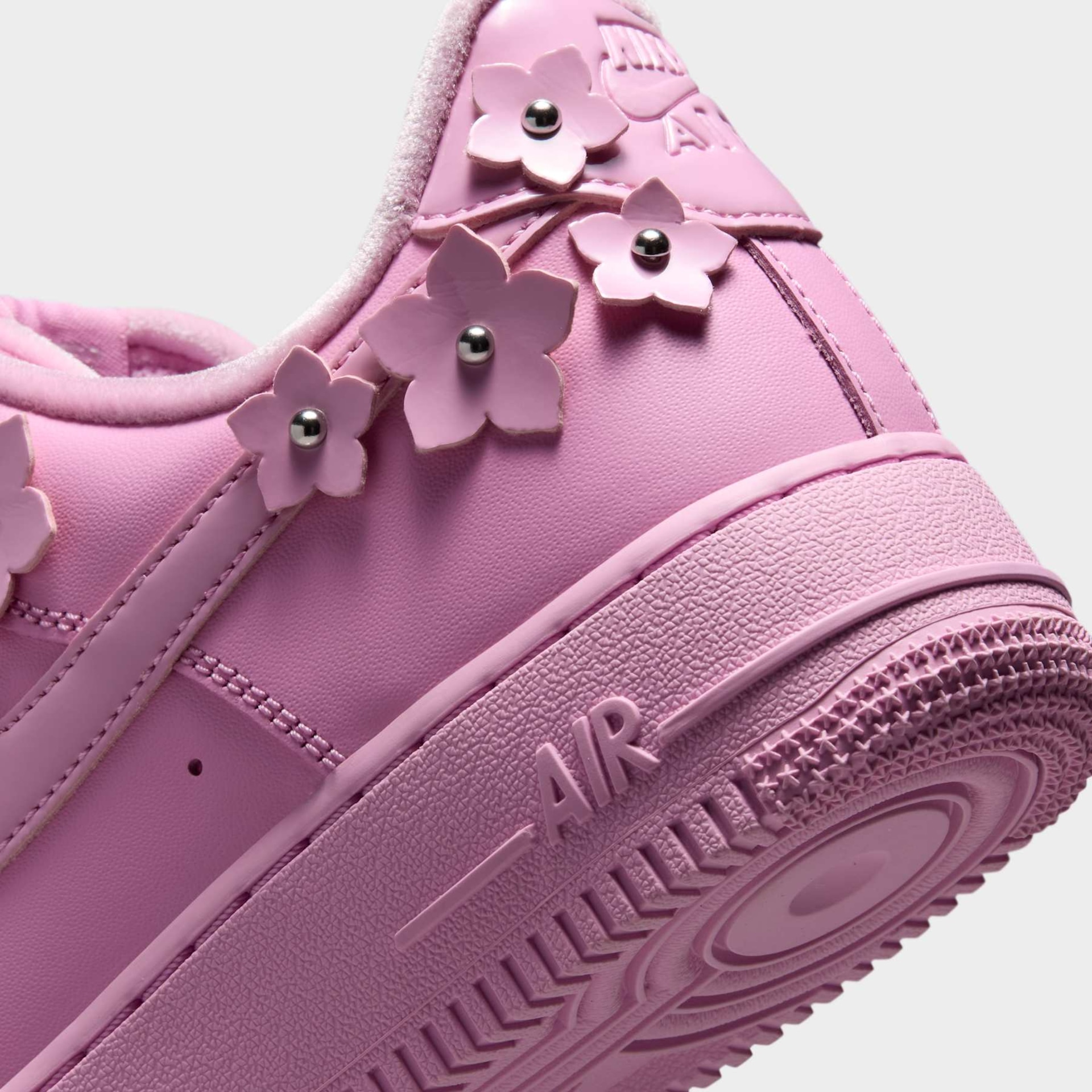 Tênis Nike Air Force 1 '07 SE Feminino - Foto 8