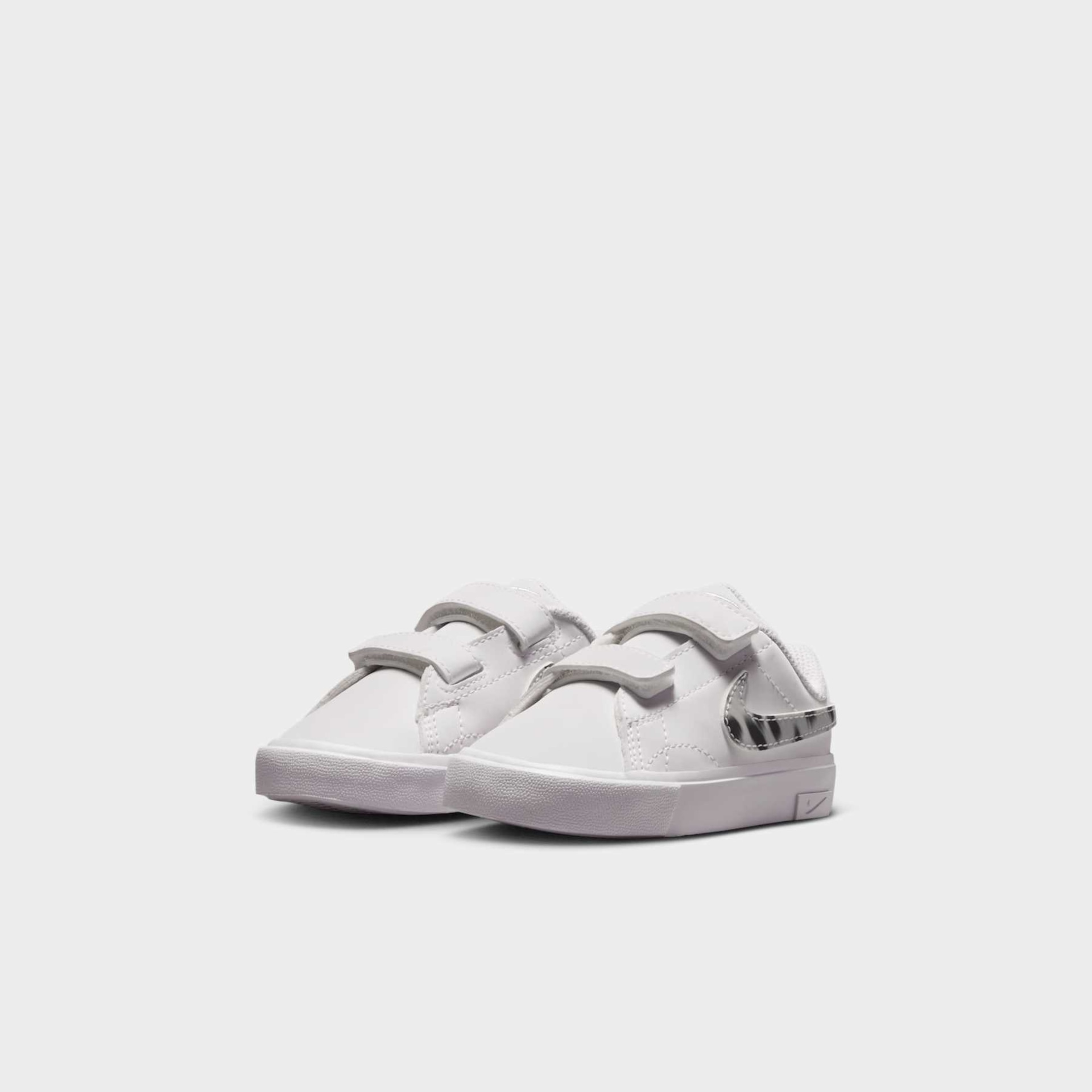 Tênis Nike Essential Infantil - Foto 5