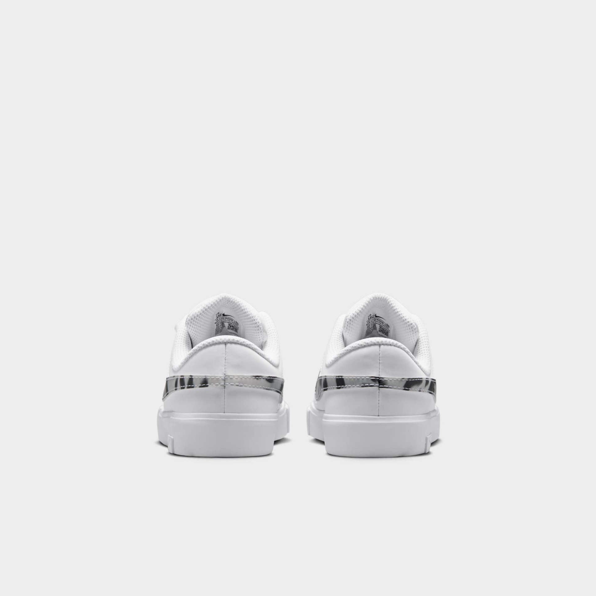Tênis Nike Essential Infantil - Foto 6