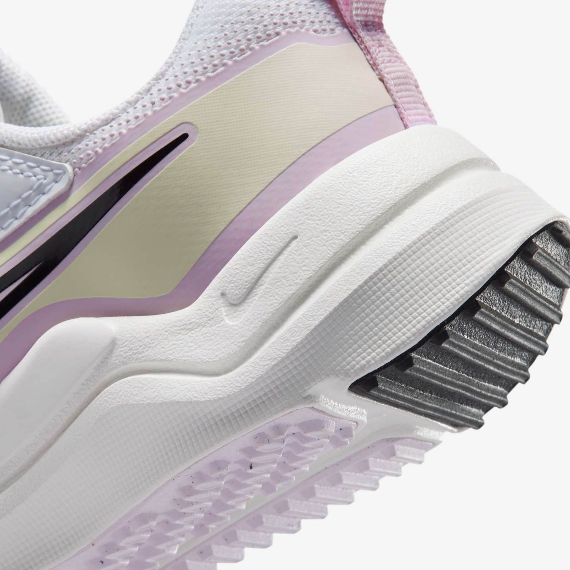 Tênis Nike Cosmic Runner SE 2 Infantil - Foto 8
