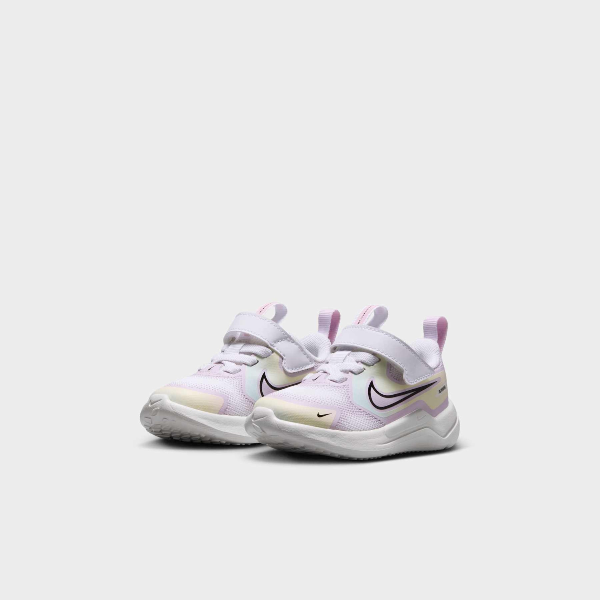 Tênis Nike Cosmic Runner SE 2 Infantil - Foto 5