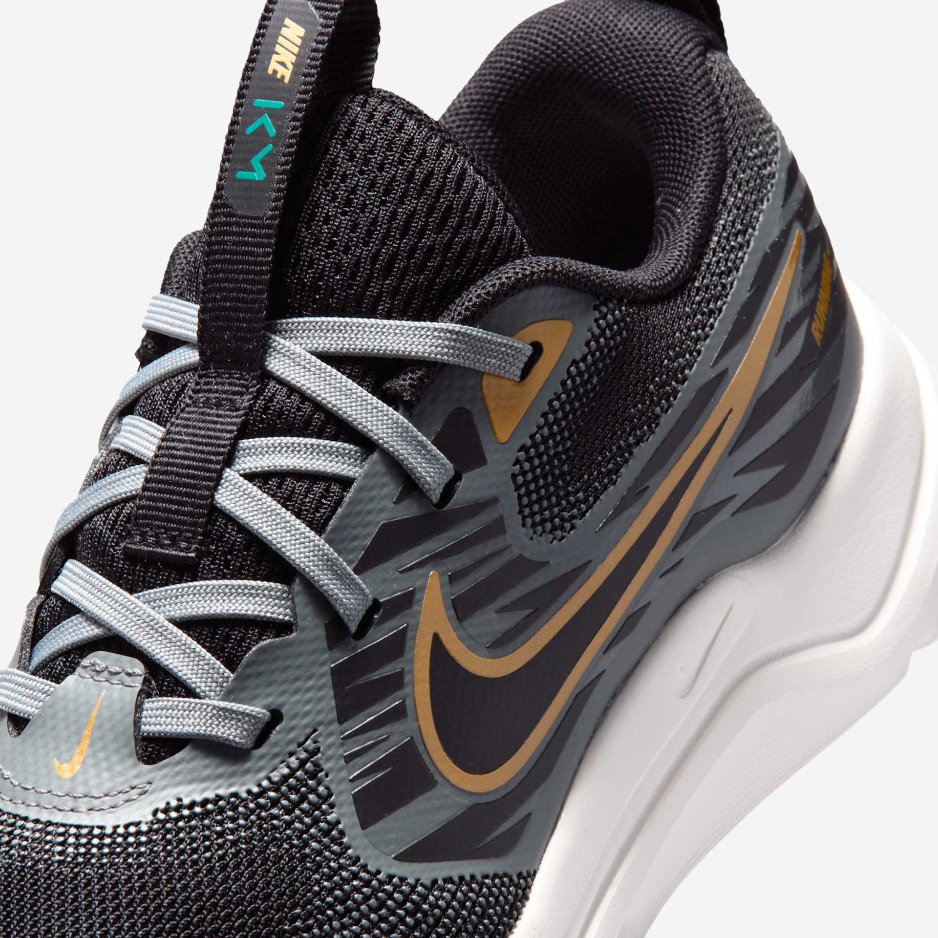Tênis Nike Cosmic Runner Infantil - Foto 7