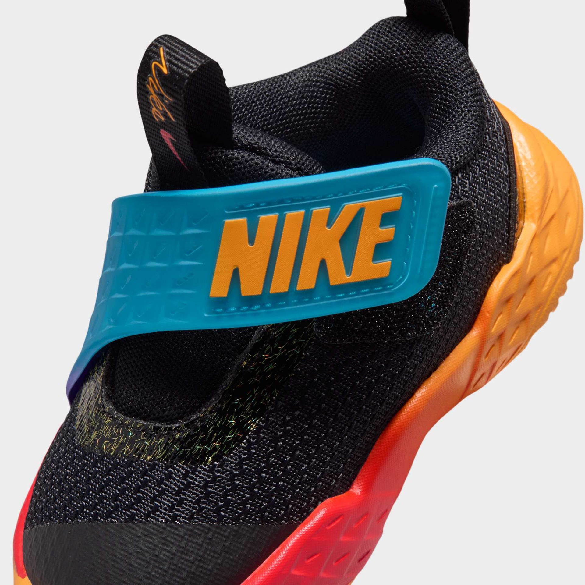 Tênis Nike Team Hustle D 12 Infantil - Foto 8