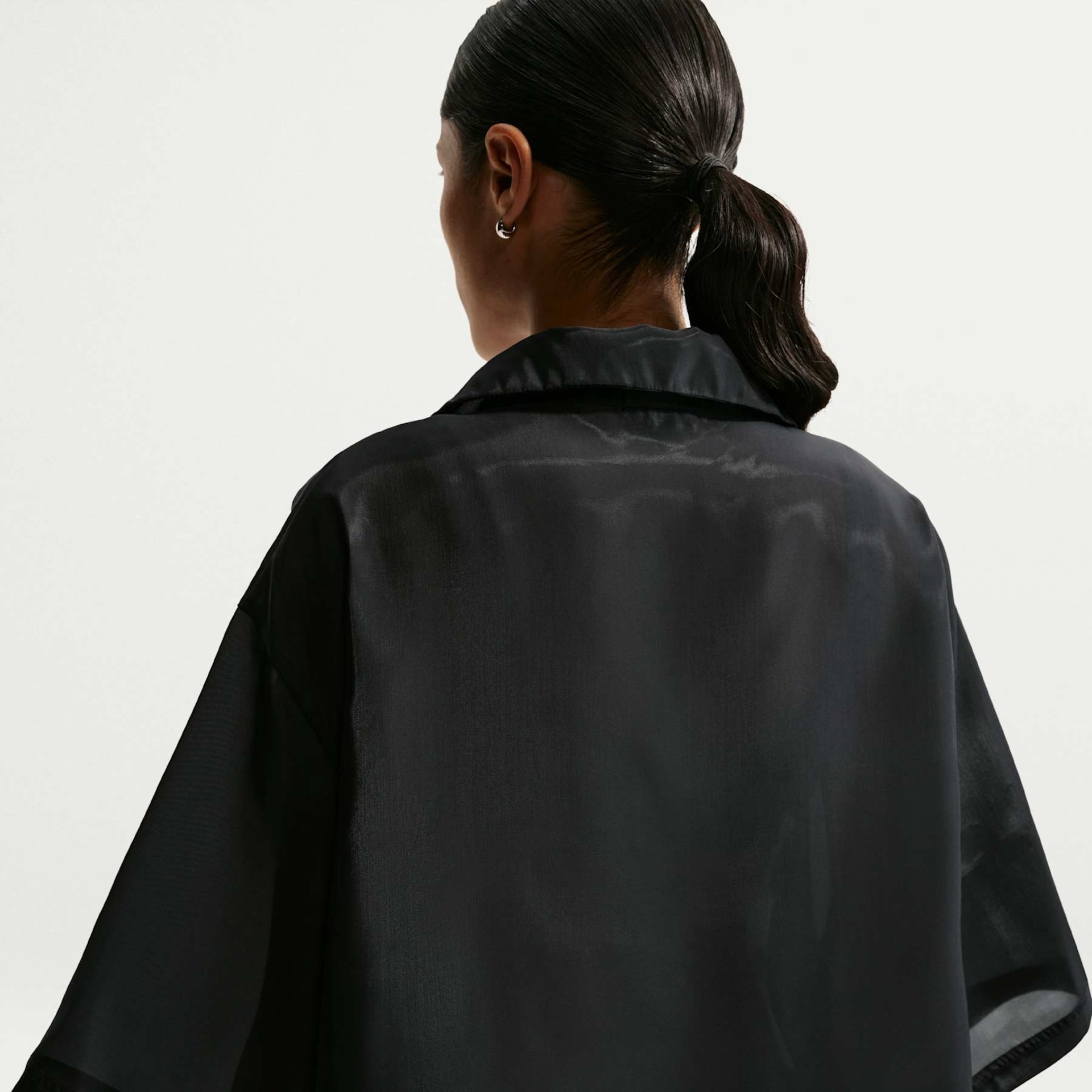 Camiseta Nike Sportswear Sheer Feminina - Foto 2