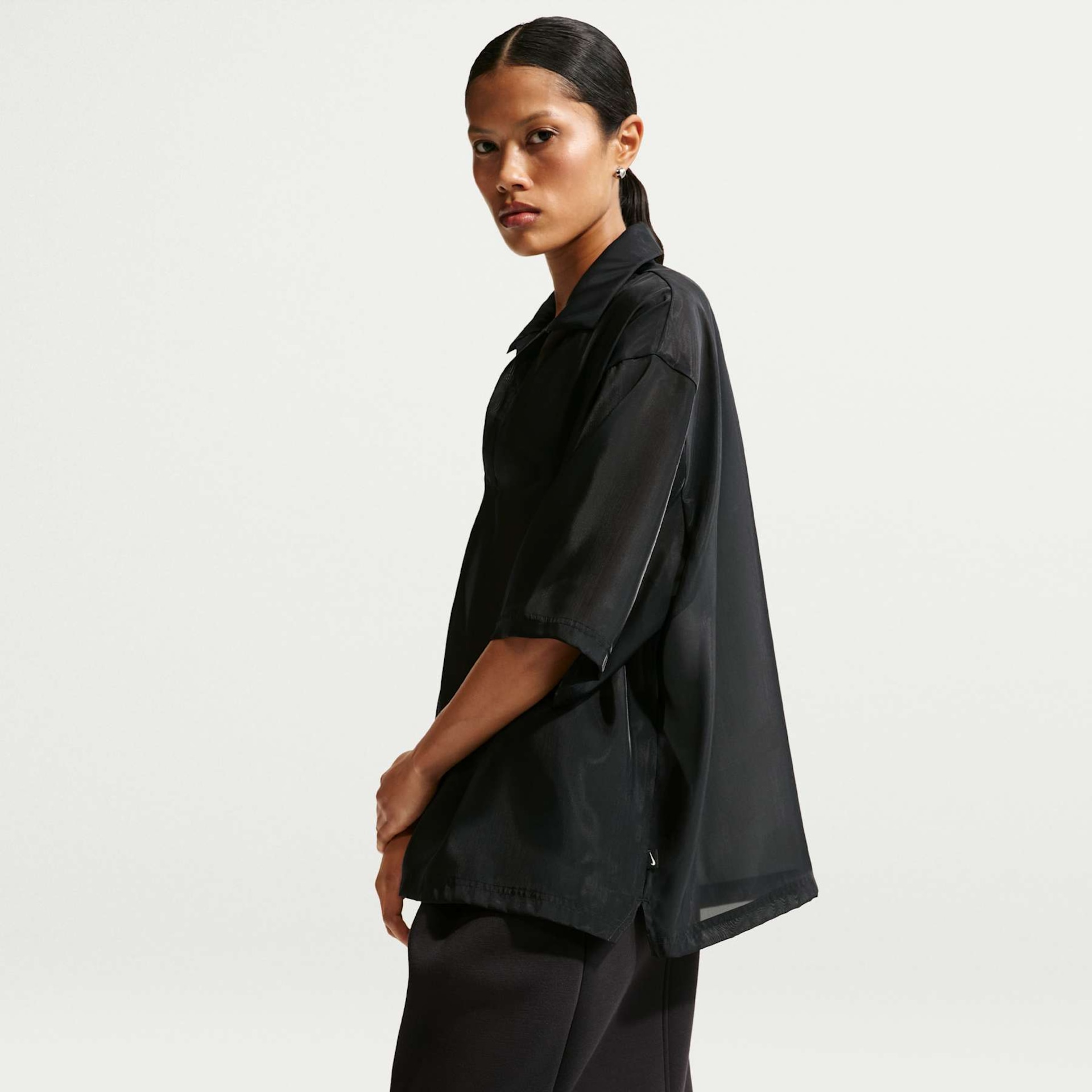 Camiseta Nike Sportswear Sheer Feminina - Foto 3