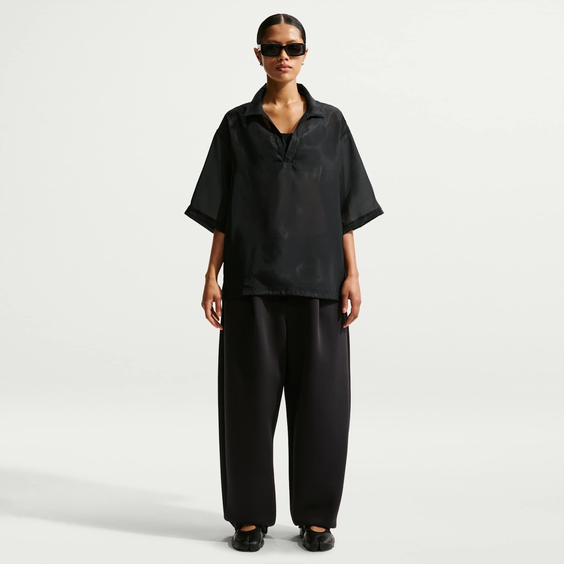 Camiseta Nike Sportswear Sheer Feminina - Foto 4
