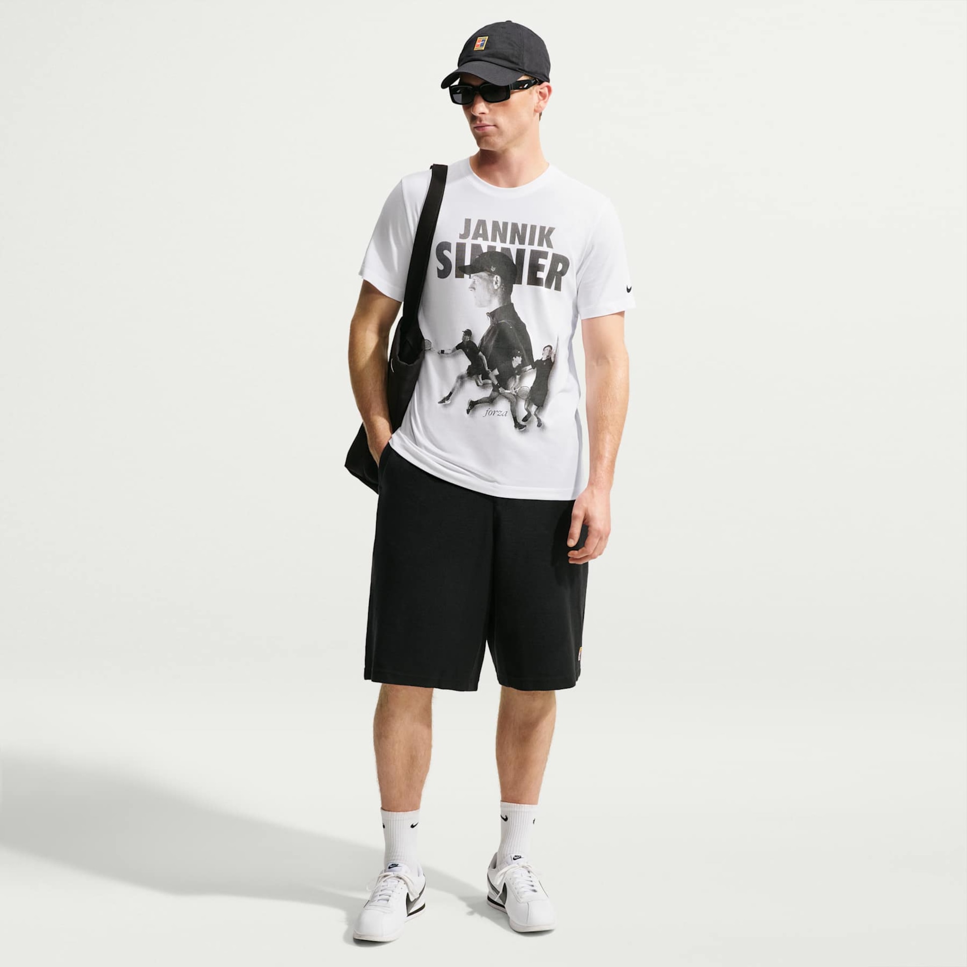 Camiseta Nike Court Dri-FIT Jannik GFX Masculina - Foto 4