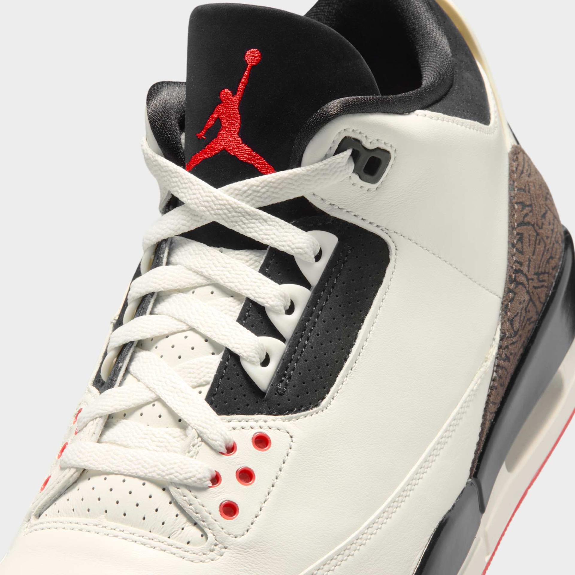 Air Jordan 3 Retro OG - Foto 7