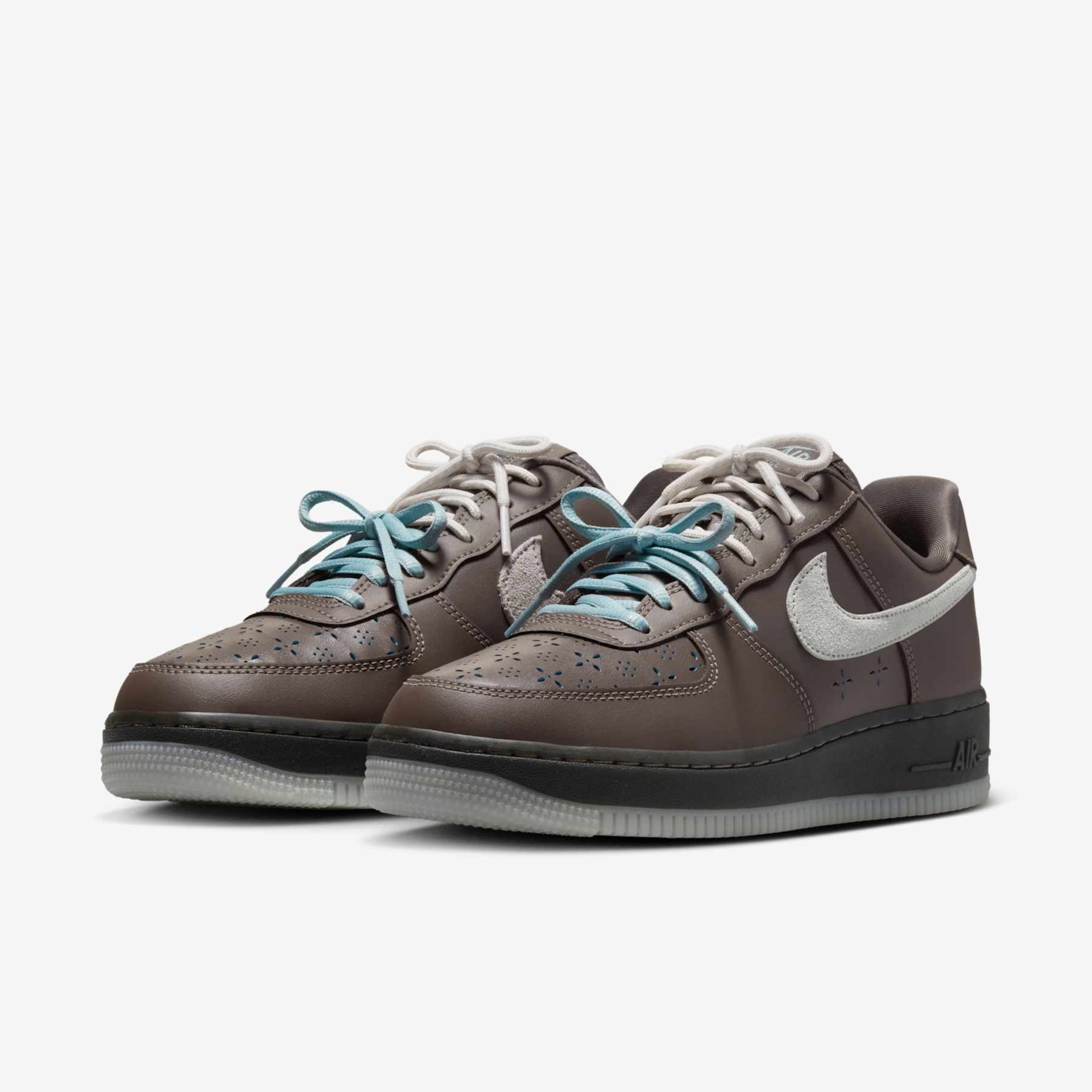  Women's Nike Air Force 1 '07 LV8 - Foto 5