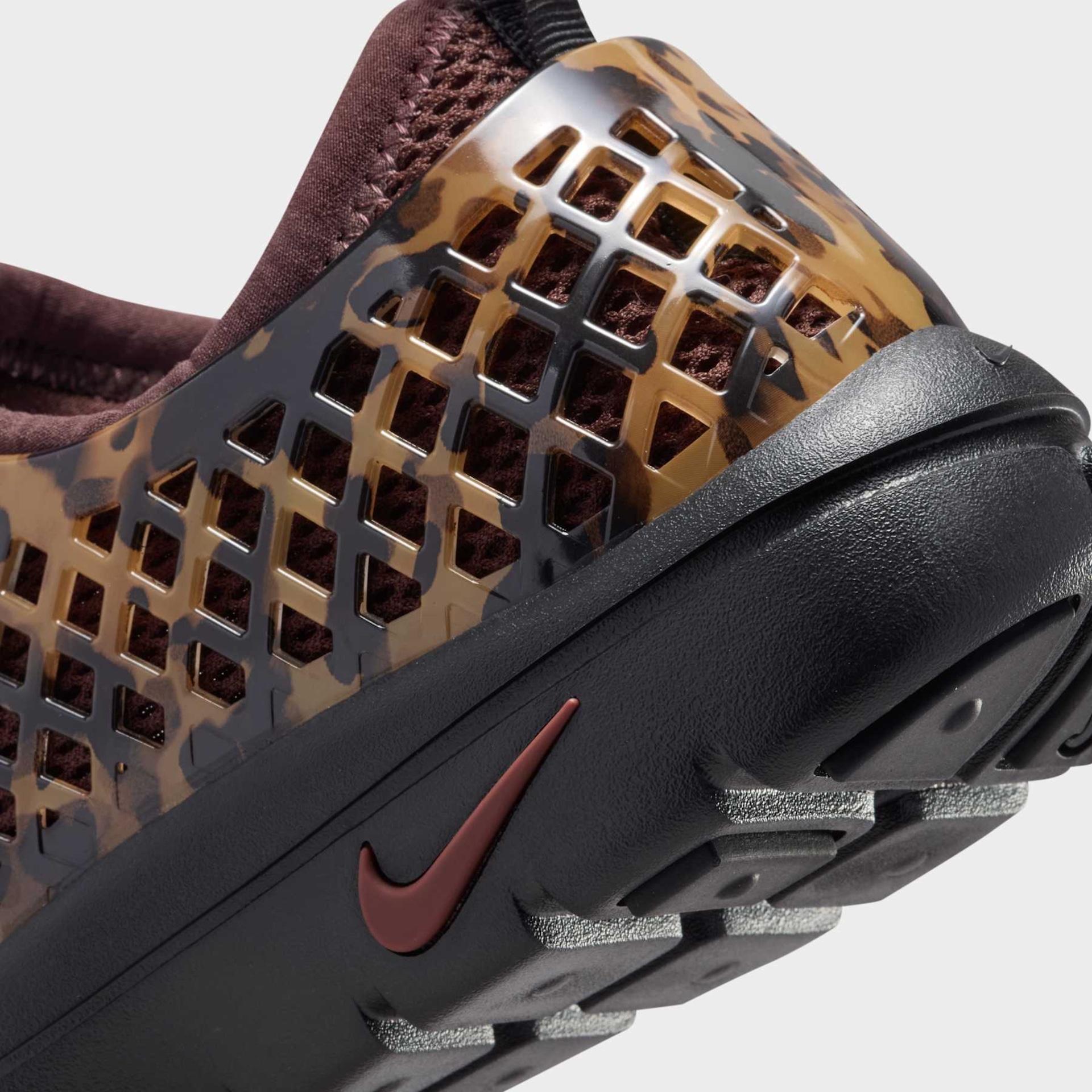 Nike Air Rejuven8 - Foto 10