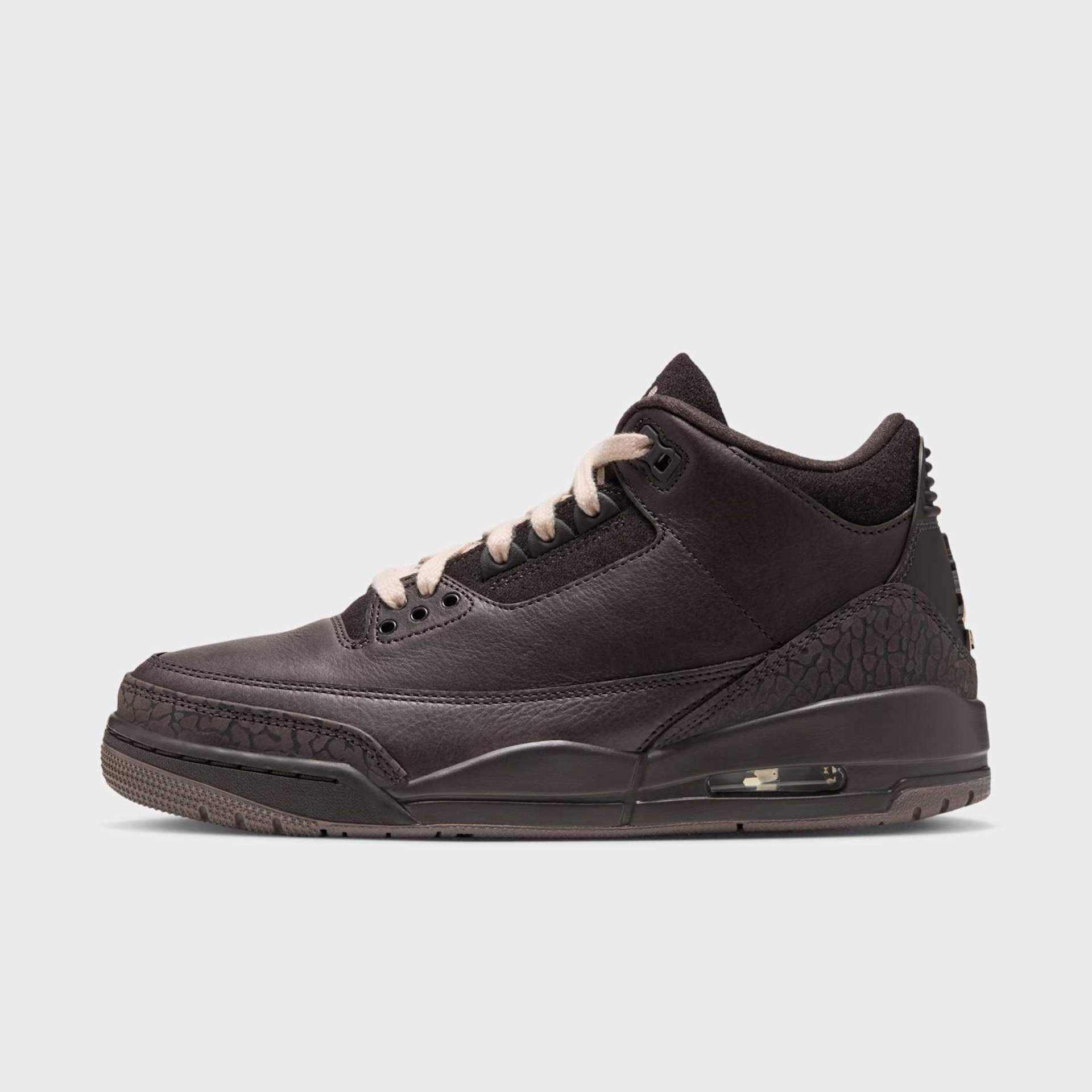 Imagem principal de Air Jordan 3 Retro