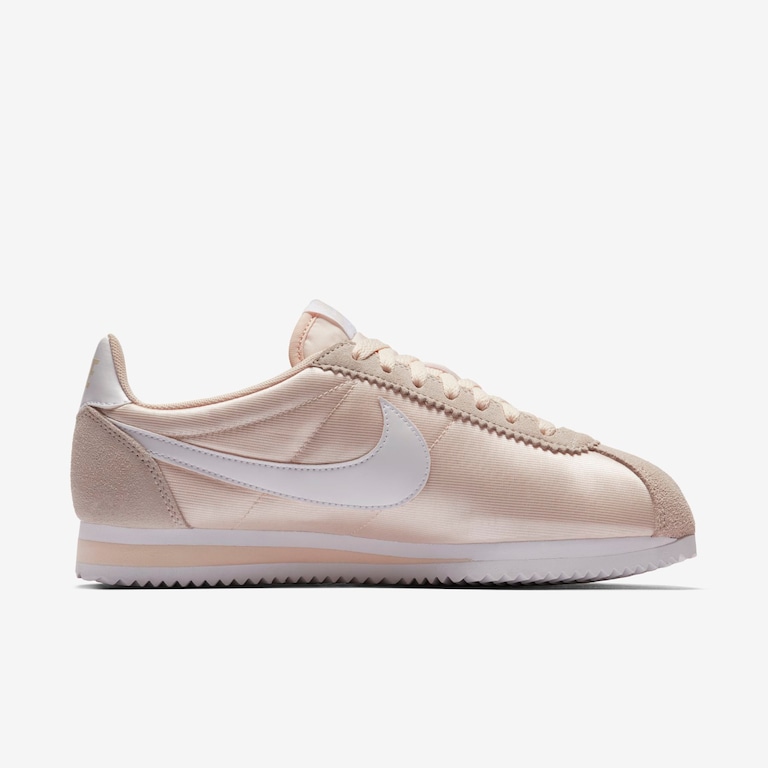 Tênis Nike Classic Cortez Nylon Feminino - Foto 4