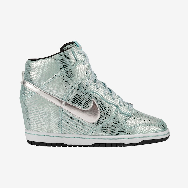Tênis Nike Dunk Sky Hi Feminino - Foto 1