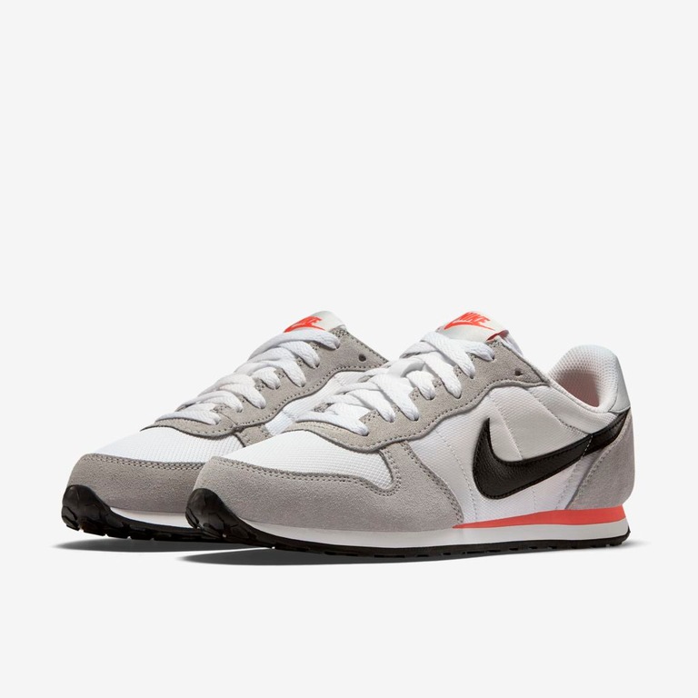 Tênis Nike Genicco  Feminino - Foto 5