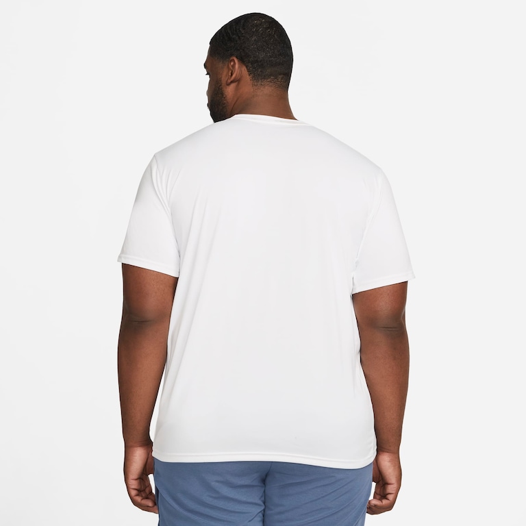 Camiseta Nike Legend 2.0 Masculina - Foto 12