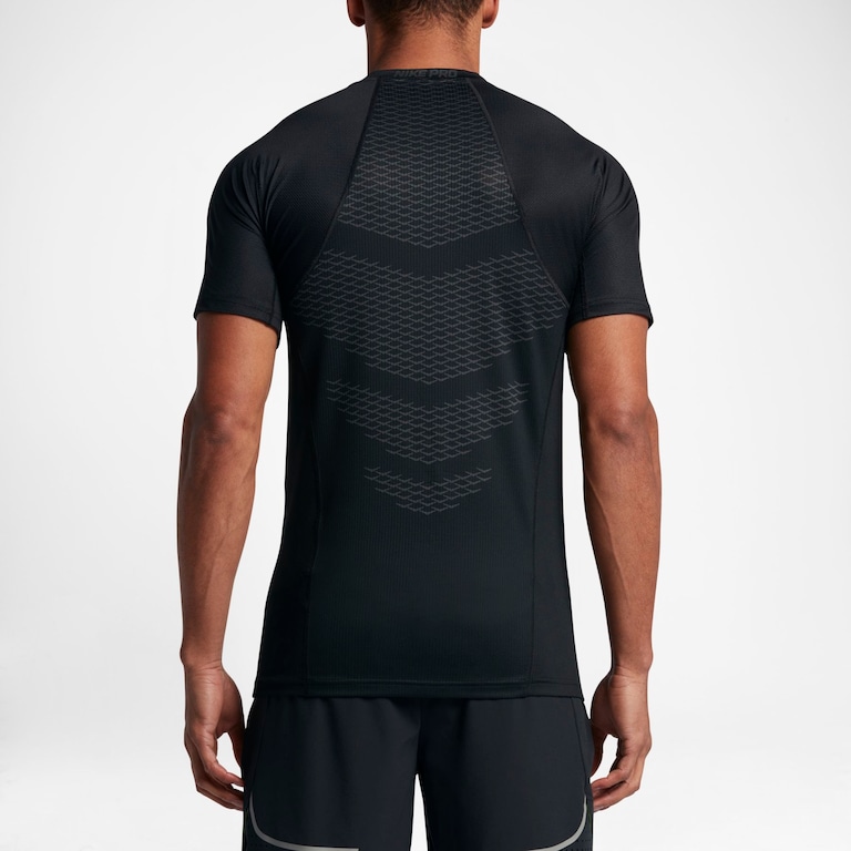 Camiseta Nike Pro Hypercool Top Fitted Masculina - Foto 1