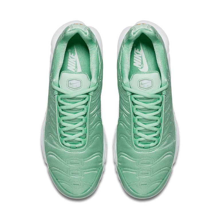 Tênis Nike Air Max Plus Se Feminino - Foto 4