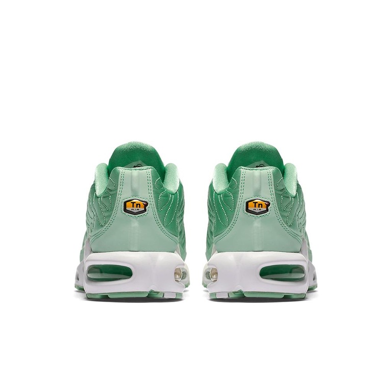 Tênis Nike Air Max Plus Se Feminino - Foto 6