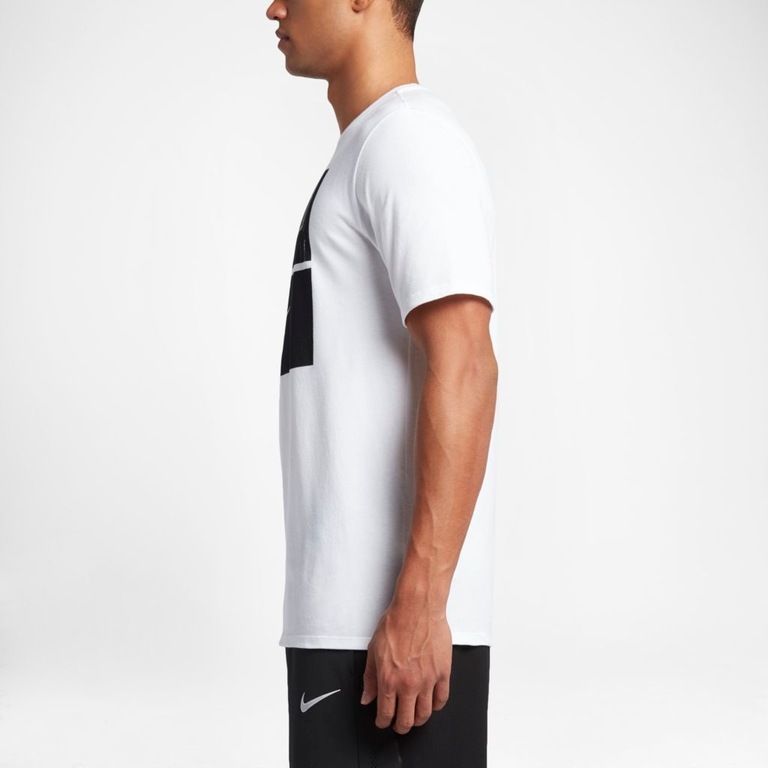 Camiseta Nike Basketball Hoop Masculina - Foto 3