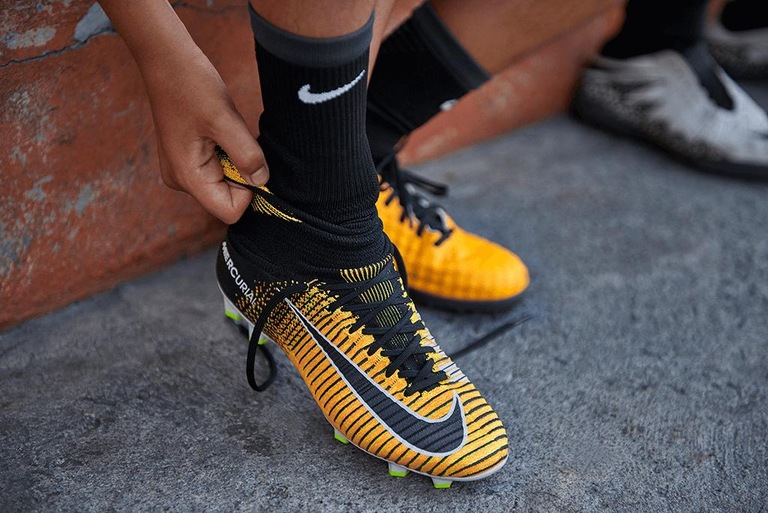 Chuteira Nike Mercurial Superfly V Campo - Foto 9