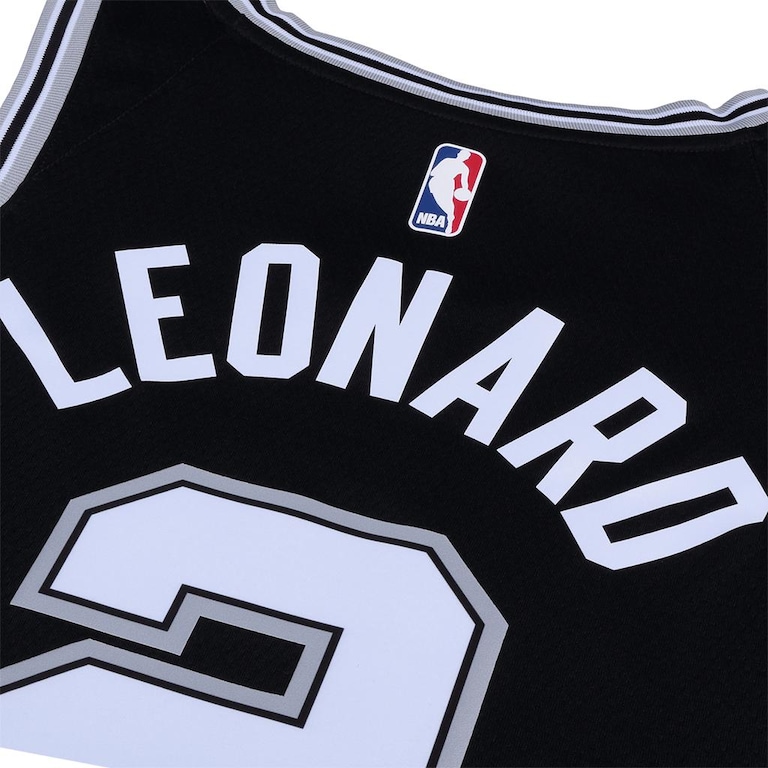 Camiseta Nike San Antonio Spurs Icon Edition Swingman Masculina - Foto 6