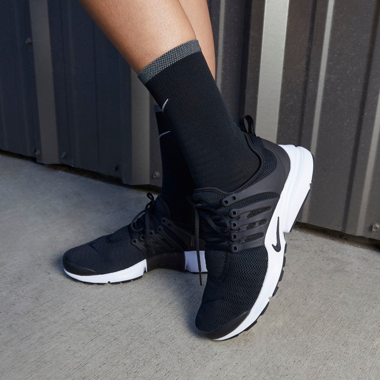 Tênis Nike Air Presto Feminino - Foto 2