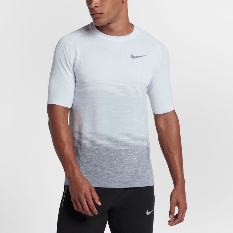 Camiseta Nike Dri-Fit Knit Masculina - Foto 1