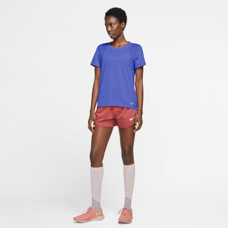 Camiseta Nike Run Feminina - Foto 3