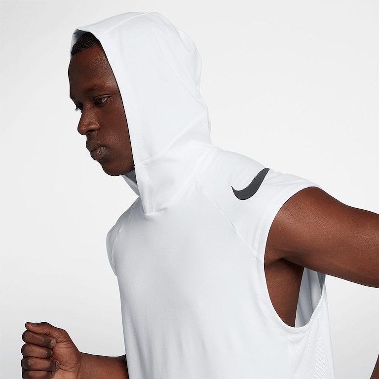 Camiseta Regata Nike Element Masculina - Foto 2