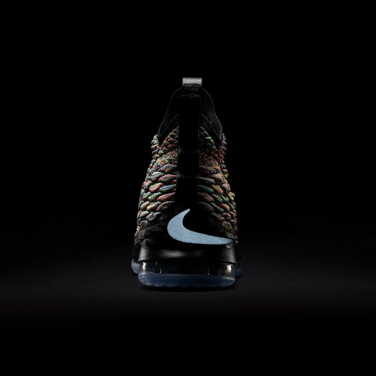 Tênis Nike Lebron 15 Unissex - Foto 7