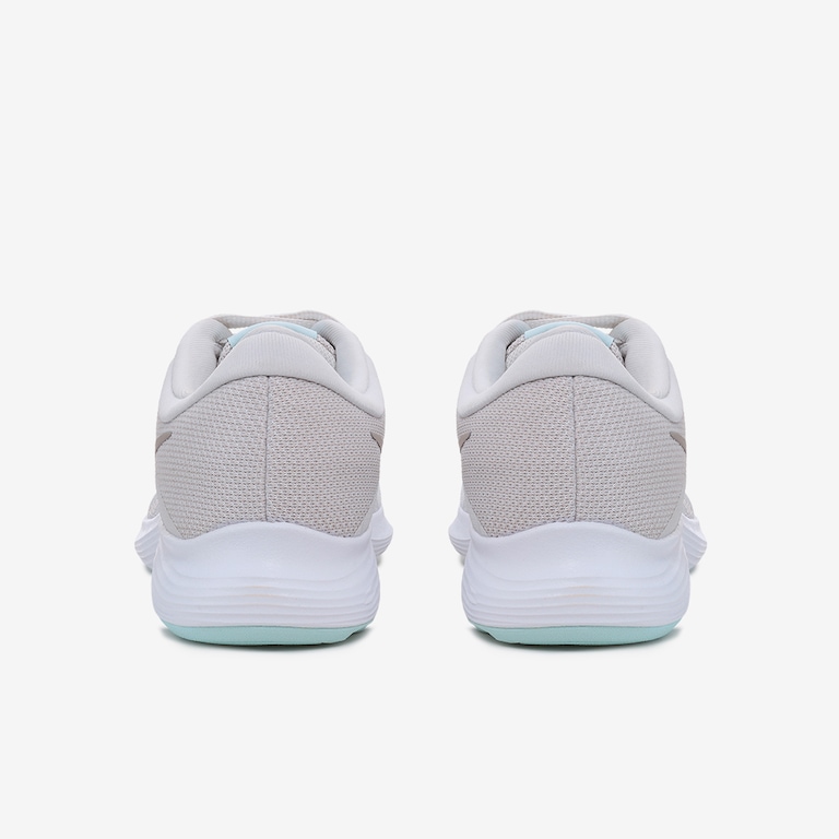 Tênis Nike Revolution 4 Feminino - Foto 6