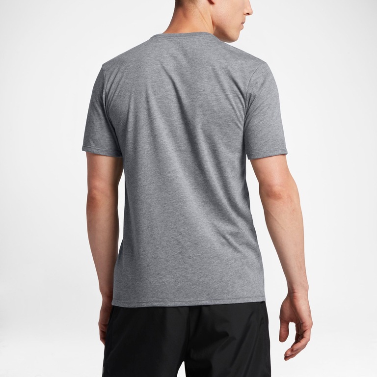Camiseta Nike Dri-Fit Run Club Masculina - Foto 4
