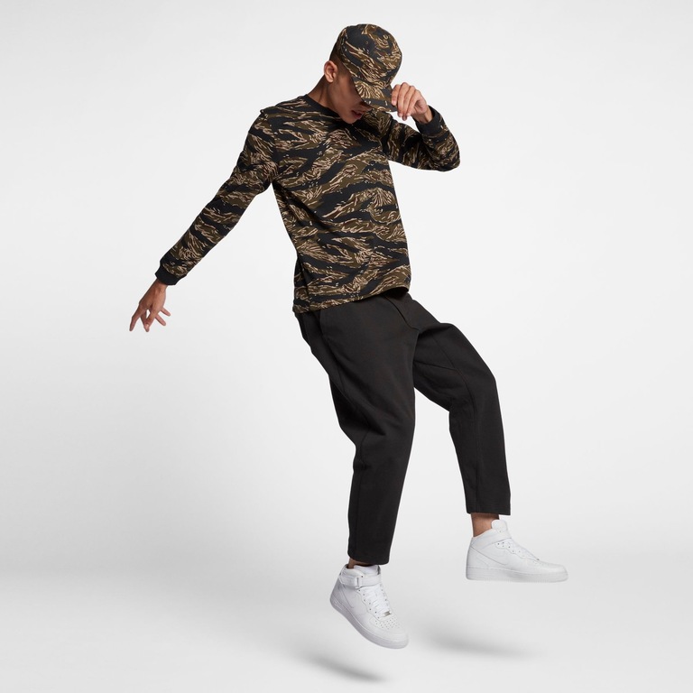 Camiseta Nikelab Tiger Camo Masculina - Foto 4