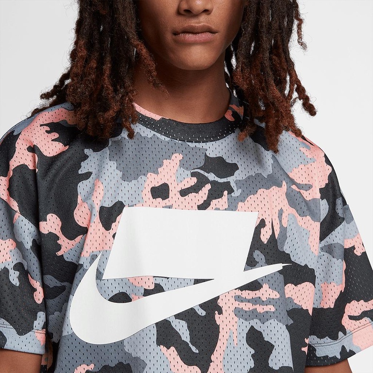 Camiseta Nike Sportswear Mesh Masculina - Foto 5