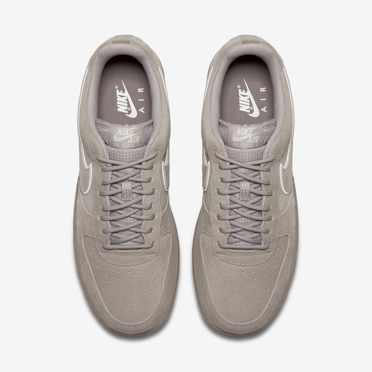 Tênis Nike Air Force 1 07 LV8 Suede Masculino - Foto 4