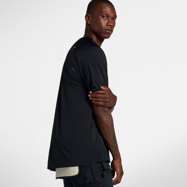 Camiseta Nike X Matthew Williams Masculina - Foto 5