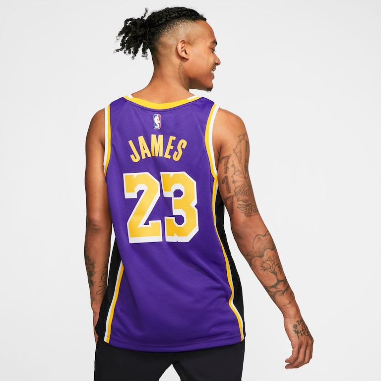 Regata Nike Los Angeles Lakers Statement Edition Swingman Masculina (LeBron James) - Foto 3