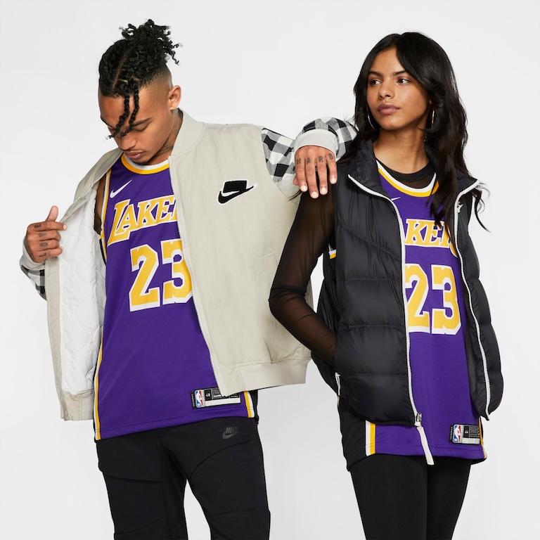 Regata Nike Los Angeles Lakers Statement Edition Swingman Masculina (LeBron James) - Foto 1