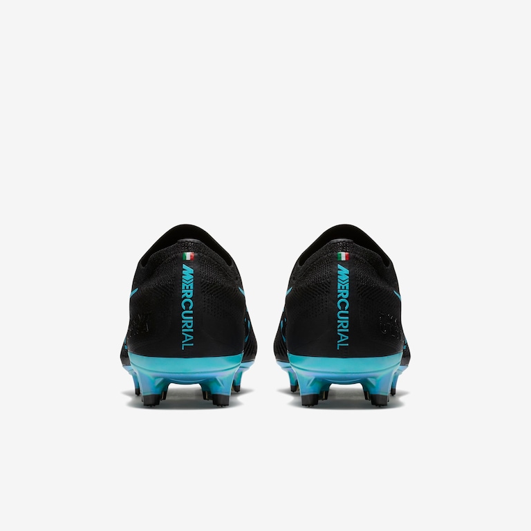 Chuteira Mercurial Flyknit Ultra Sangue Quente x Frio Campo - Foto 6