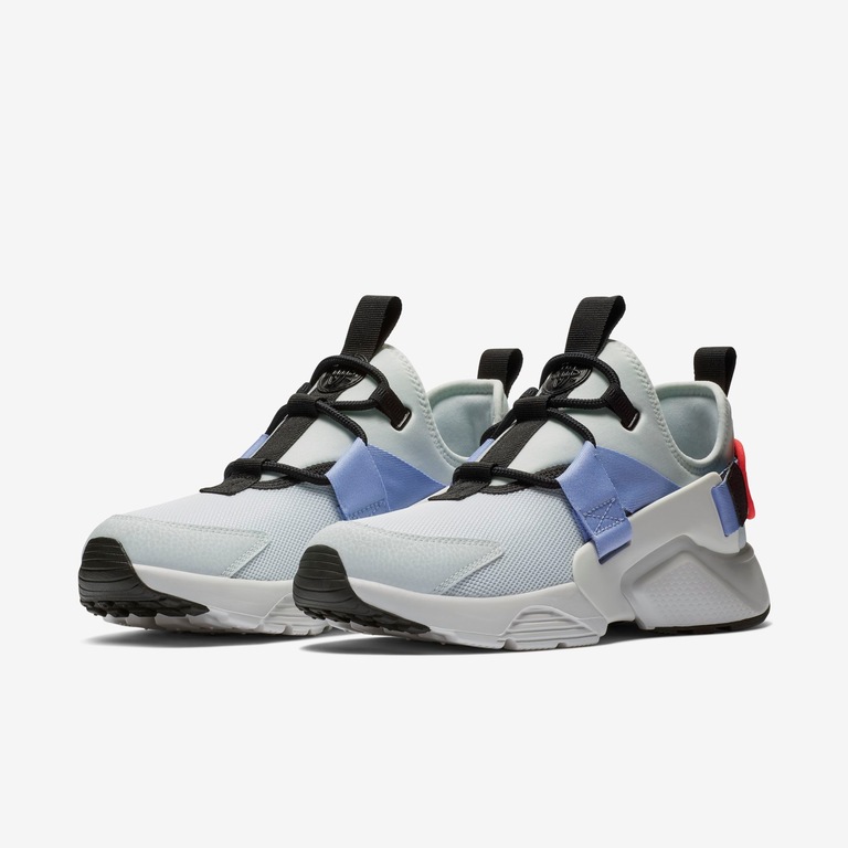 Tênis Nike Air Huarache City Low Feminino - Foto 5