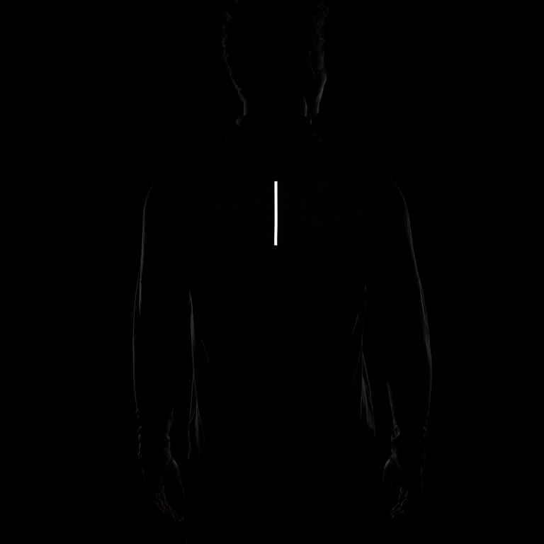 Camiseta Nike Element Masculina - Foto 7