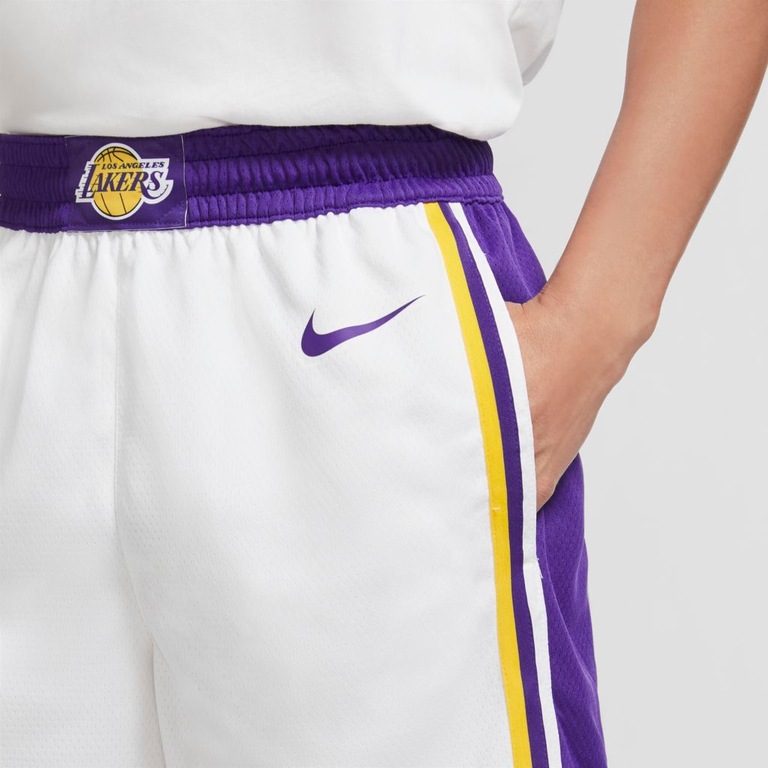 Shorts Nike Los Angeles Lakers Association Edition Swingman Masculino - Foto 5