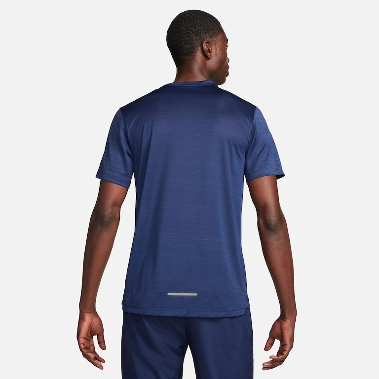 Camiseta Nike Dri-FIT Miler Masculina - Foto 2