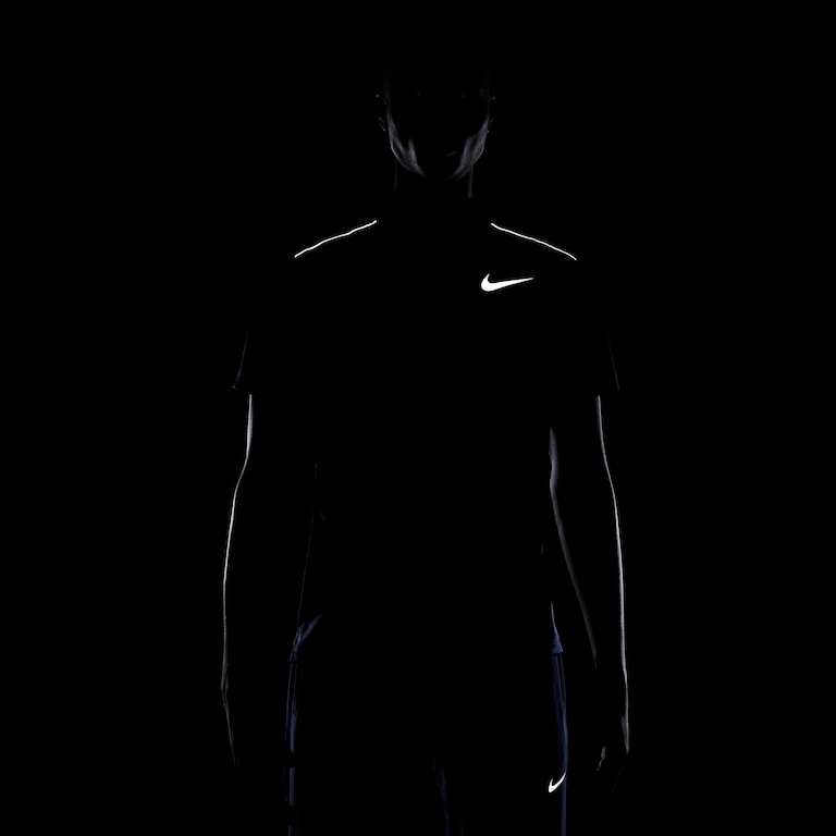 Camiseta Nike Dri-FIT Miler Masculina - Foto 6