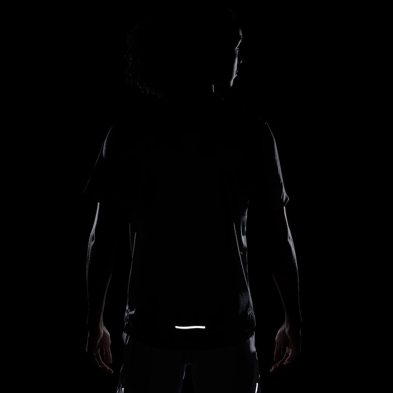Camiseta Nike Dri-FIT Miler Masculina - Foto 7