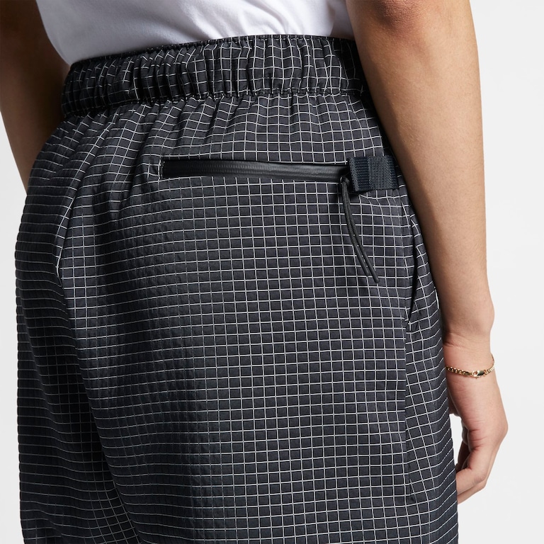 Shorts Nike Sportswear Tech Pack Woven Unissex - Foto 6
