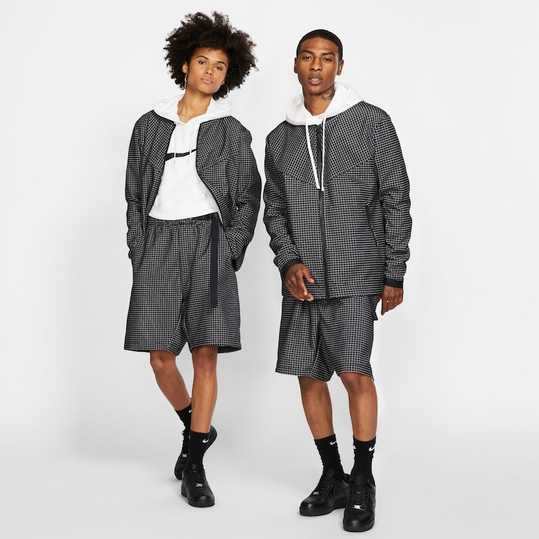 Shorts Nike Sportswear Tech Pack Woven Unissex - Foto 1