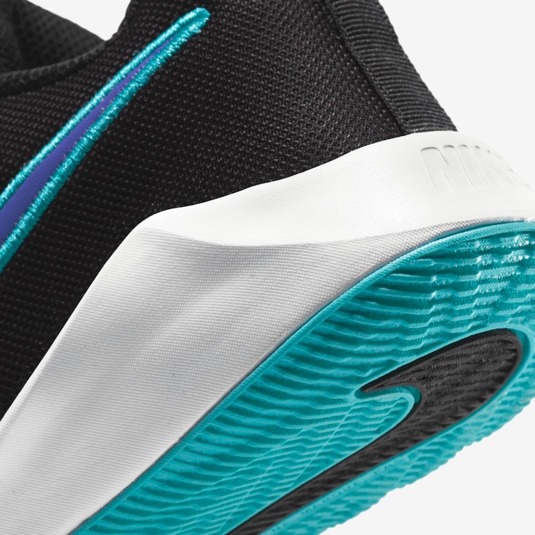 Tênis Nike Team Hustle Quick 2 Infantil - Foto 8