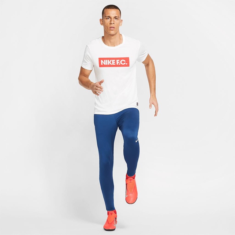 Calça Nike Dri-FIT Strike Masculina - Foto 7