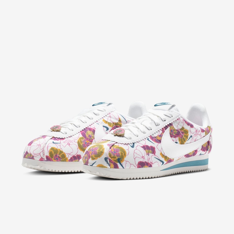 Tênis Nike Classic Cortez LX Feminino - Foto 5